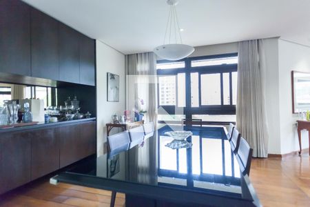 Sala de Jantar de apartamento à venda com 3 quartos, 232m² em Mangabeiras, Belo Horizonte