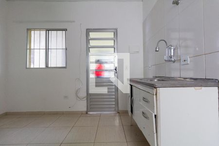 Sala, Cozinha e Área de Serviço de apartamento para alugar com 1 quarto, 28m² em Penha de França, São Paulo