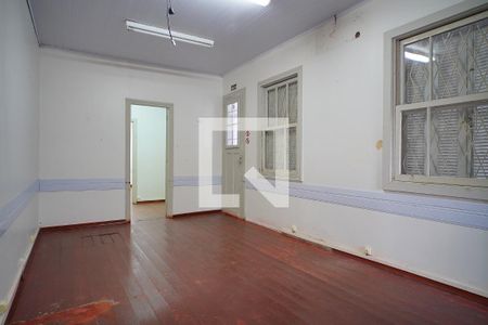 Sala de casa à venda com 3 quartos, 96m² em Santa Cecília, Porto Alegre