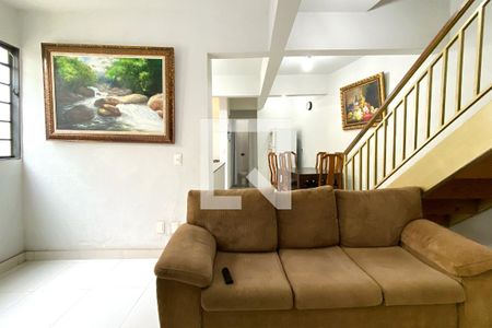 Sala de casa para alugar com 2 quartos, 408m² em Cidade Nova, Belo Horizonte