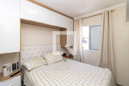 Quarto 1 de apartamento para alugar com 2 quartos, 46m² em Vila Nivi, São Paulo