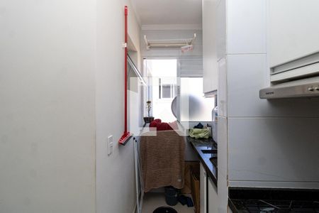 Cozinha de apartamento para alugar com 2 quartos, 46m² em Vila Nivi, São Paulo