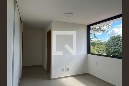 Casa para alugar com 2 quartos, 156m² em Jardim Karaíba, Uberlândia