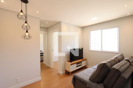 Sala de apartamento à venda com 2 quartos, 38m² em Usina Piratininga, São Paulo