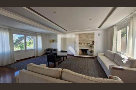 Casa à venda com 5 quartos, 690m² em Jardim Marajoara, São Paulo