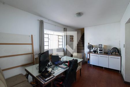 Vista da sala de casa à venda com 3 quartos, 170m² em Cidade Vargas, São Paulo