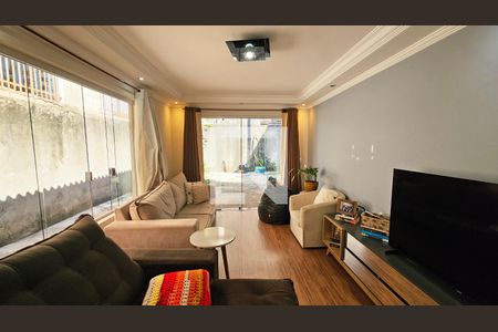 Casa à venda com 3 quartos, 232m² em Jardim Bertioga, Várzea Paulista