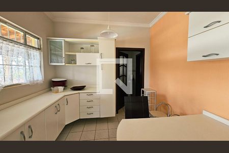 Casa para alugar com 4 quartos, 647m² em Medeiros, Jundiaí