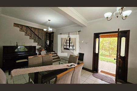 Casa para alugar com 4 quartos, 647m² em Medeiros, Jundiaí