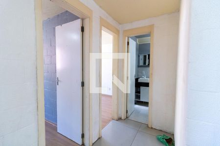 Corredor de apartamento à venda com 2 quartos, 46m² em Campo Novo, Porto Alegre