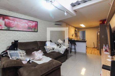 Sala de casa para alugar com 4 quartos, 70m² em Vila Jacuí, São Paulo