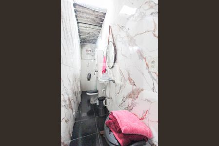 Banheiro da Suíte 1 de casa para alugar com 4 quartos, 70m² em Vila Jacuí, São Paulo