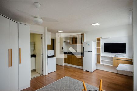 Quarto de kitnet/studio para alugar com 1 quarto, 24m² em Água Branca, São Paulo