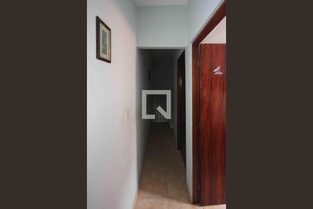 Casa para alugar com 4 quartos, 175m² em Vila Cleonice, São Paulo