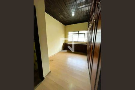 Casa à venda com 3 quartos, 271m² em Quintas, Nova Lima