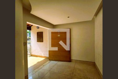 Casa para alugar com 4 quartos, 408m² em Buritis, Belo Horizonte