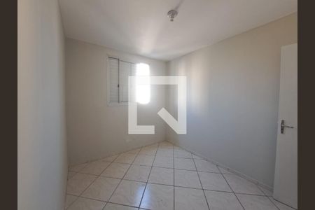 Quarto 1 de apartamento para alugar com 2 quartos, 60m² em Jardim Roberto, Osasco