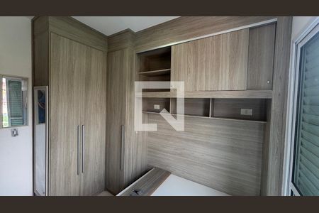 Quarto de apartamento para alugar com 2 quartos, 55m² em Jardim Utinga, Santo André