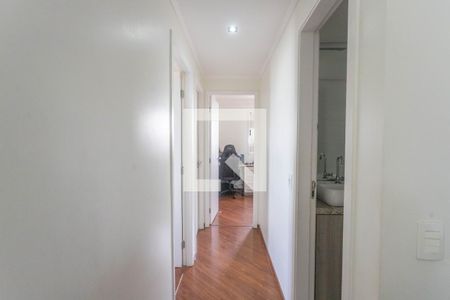 Corredor de apartamento à venda com 3 quartos, 69m² em Piraporinha, Diadema