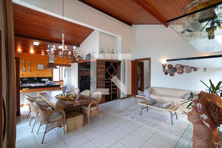 Sala 2 de casa de condomínio à venda com 3 quartos, 970m² em Fazenda dos Pires, Nova Lima