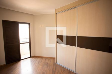 QUARTO 1- SUÍTE de apartamento para alugar com 3 quartos, 80m² em Chora Menino, São Paulo