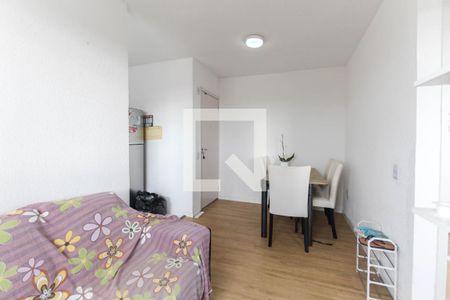 Sala de apartamento para alugar com 2 quartos, 44m² em Vila Lourdes, São Paulo