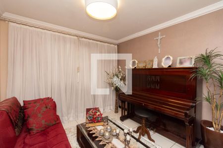 Sala de Estar de casa para alugar com 4 quartos, 222m² em Jardim Riacho das Pedras, Contagem