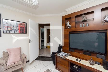 Sala de TV de casa para alugar com 4 quartos, 222m² em Jardim Riacho das Pedras, Contagem