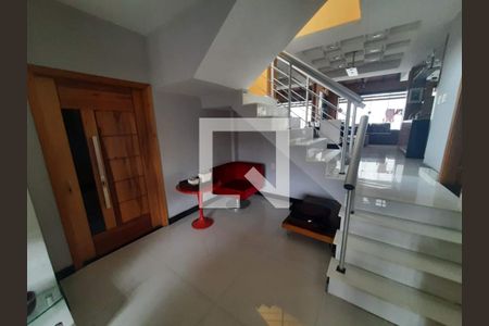 Sala de casa de condomínio à venda com 3 quartos, 310m² em Taquara, Rio de Janeiro