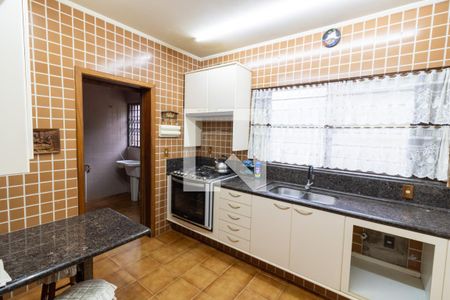 Cozinha de casa para alugar com 3 quartos, 278m² em Vila Assunção, Porto Alegre