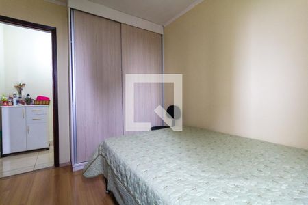 Quarto 1 de apartamento para alugar com 2 quartos, 57m² em Vila Santana, São Paulo