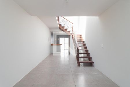 Sala de casa para alugar com 2 quartos, 110m² em Ipanema, Porto Alegre