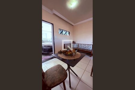 Casa à venda com 5 quartos, 260m² em Santa Maria, Belo Horizonte