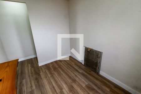 Quarto 1 de apartamento à venda com 3 quartos, 69m² em Vila Praia, São Paulo