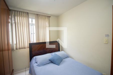 Quarto 1 de apartamento à venda com 2 quartos, 50m² em Centro, Contagem