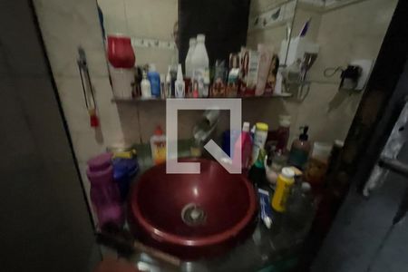Banheiro de casa para alugar com 6 quartos, 180m² em Santo Antonio, Duque de Caxias