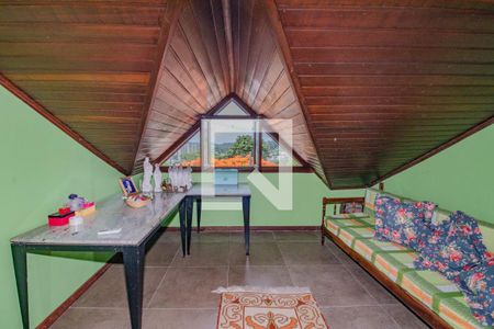 Casa para alugar com 3 quartos, 350m² em Agronomia, Porto Alegre