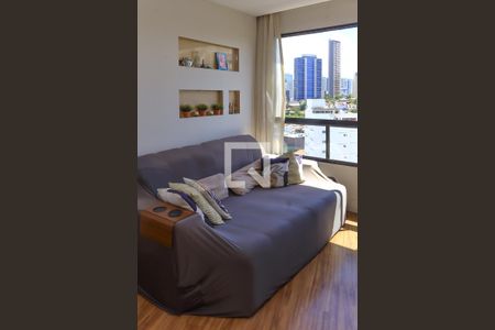 Sala de apartamento para alugar com 3 quartos, 90m² em Caminho das Árvores, Salvador