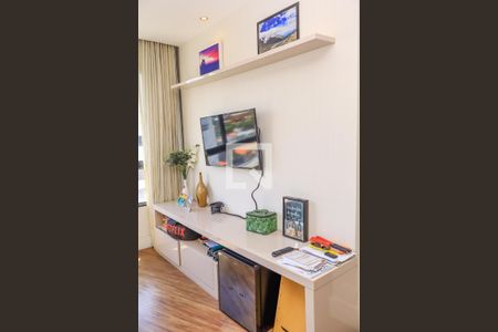 Sala de apartamento para alugar com 3 quartos, 90m² em Caminho das Árvores, Salvador