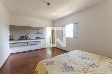 Suíte 1 de casa para alugar com 4 quartos, 451m² em Vila Curuçá Velha, São Paulo