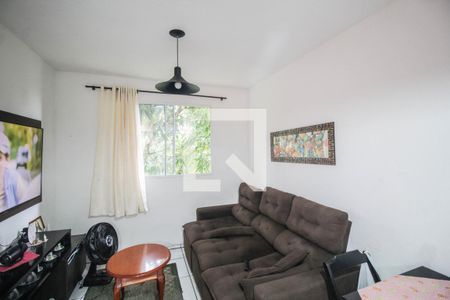 Sala de apartamento para alugar com 2 quartos, 50m² em Cerâmica, Nova Iguaçu