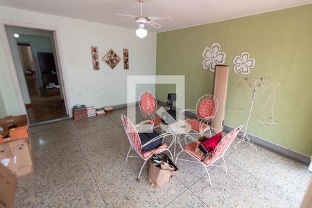 SALA DE ESTAR de casa para alugar com 3 quartos, 300m² em Taquaral, Campinas