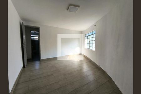Casa à venda com 2 quartos, 300m² em Jardim Pinheiros, São Paulo