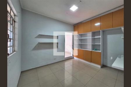 Casa à venda com 2 quartos, 300m² em Jardim Pinheiros, São Paulo