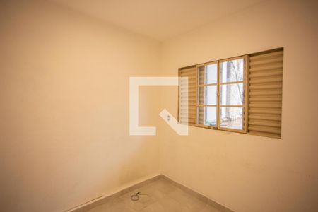 QUARTO 1 de casa para alugar com 2 quartos, 37m² em Lauzane Paulista, São Paulo