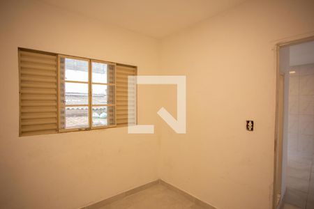 QUARTO 1 de casa para alugar com 2 quartos, 37m² em Lauzane Paulista, São Paulo