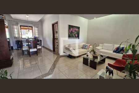 Casa à venda com 5 quartos, 1000m² em Joá, Lagoa Santa