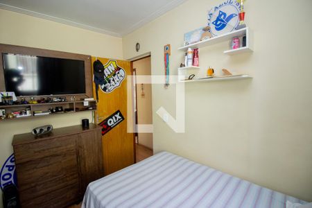 Quarto 1 de apartamento à venda com 2 quartos, 44m² em Chácaras Califórnia, Contagem