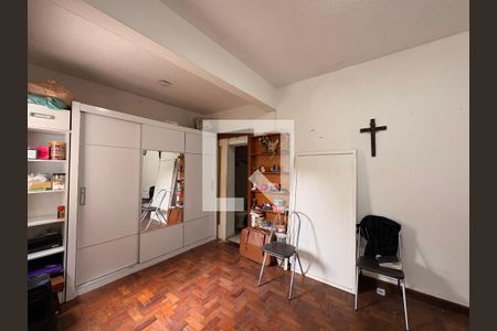 Quarto e sala casa 1 de casa à venda com 4 quartos, 187m² em Parque Jaçatuba, Santo André