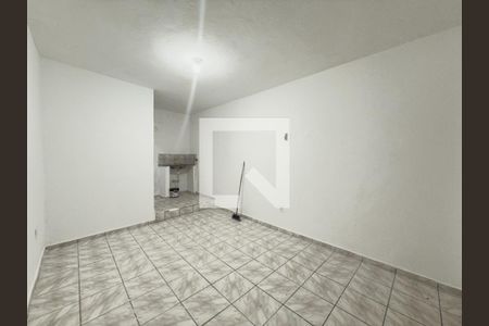 Sala/Quarto de kitnet/studio para alugar com 1 quarto, 35m² em Penha Circular, Rio de Janeiro